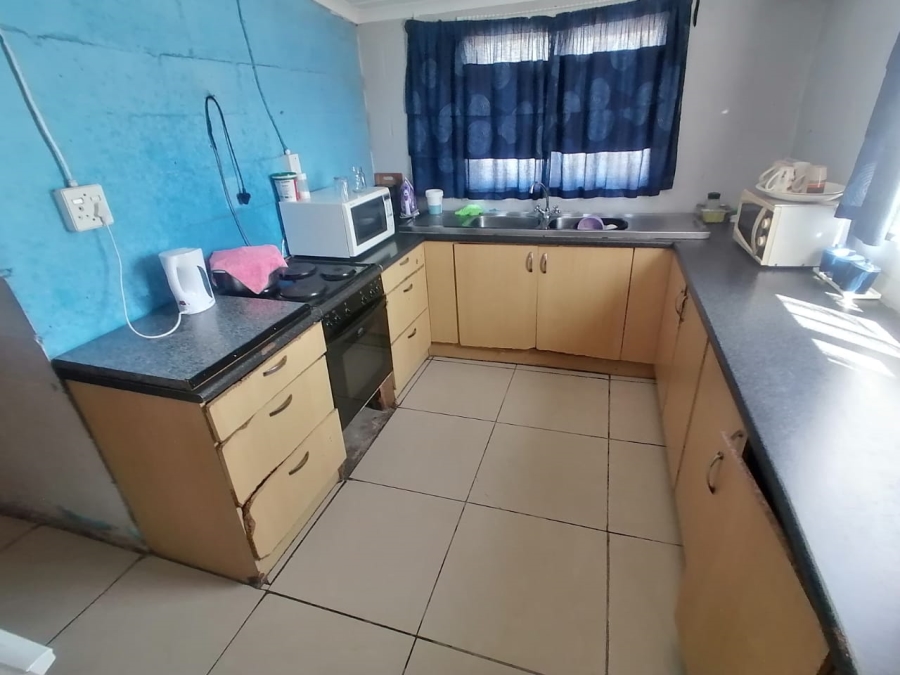 4 Bedroom Property for Sale in Kalkfontein Western Cape